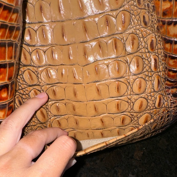 Brahmin Leather Croc Embossed Brown Shoulder Purse Bag - Picture 5 of 7